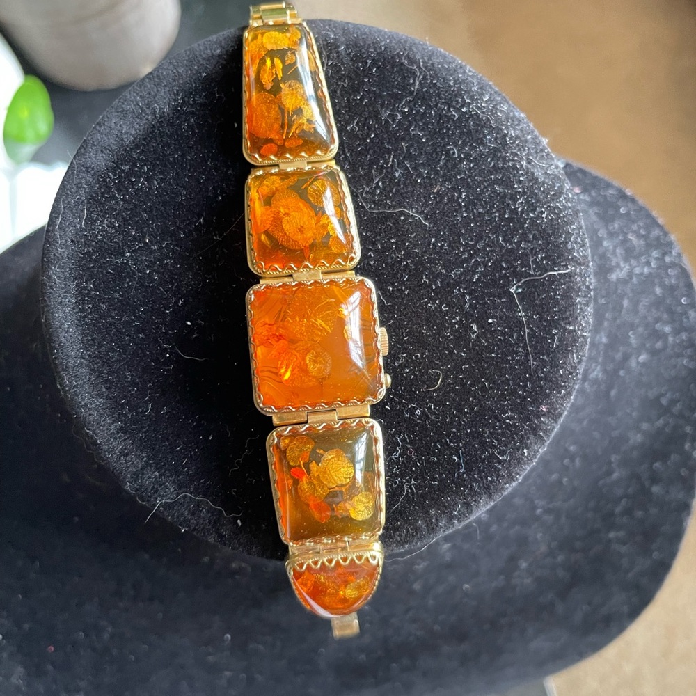 Amber watch